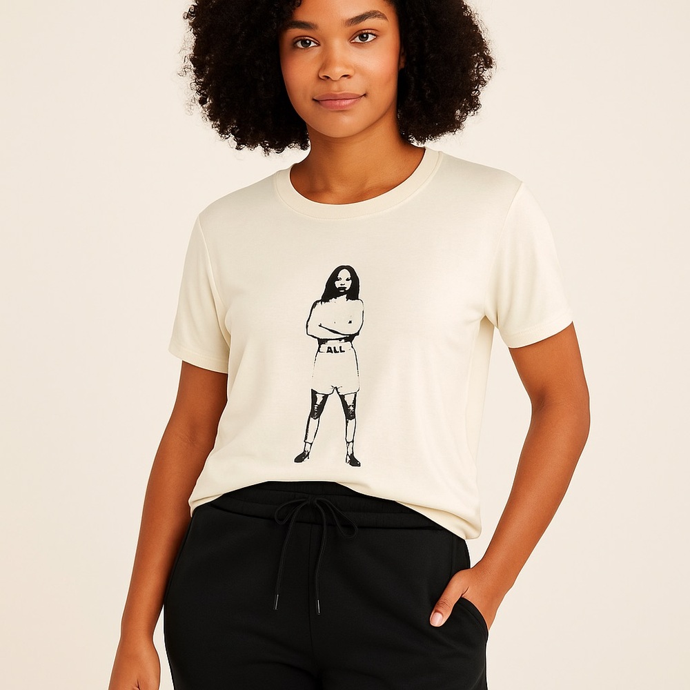 Laila Ali Women’s M Cream Graphic Tee Empowerment Boxer Power Stance - Picture 6 of 6